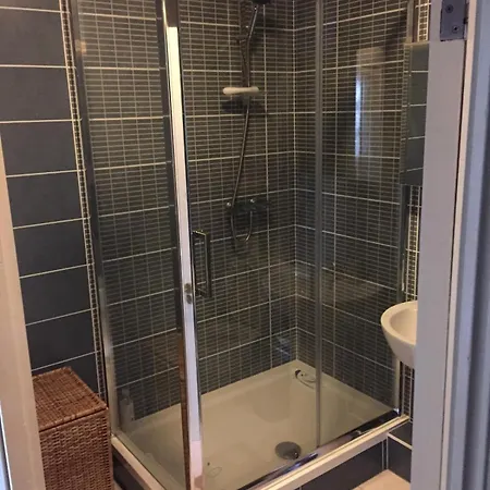 2 Bedroom Early Check In And Late Check Out Possible