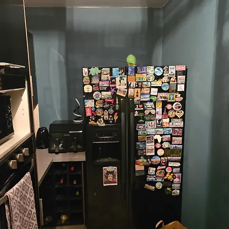 Apartment 2 Bedroom Early Check In And Late Check Out Possible *